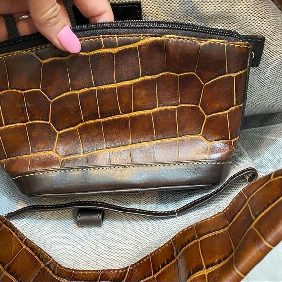 Dooney & Burke Logo Lock Hobo Croc Shoulder Bag with Matching Make Up Case - Picture 7 of 14